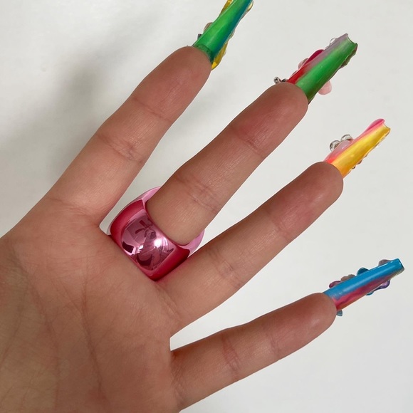 kurt geiger pink rectangle stone ring - Picture 4 of 5